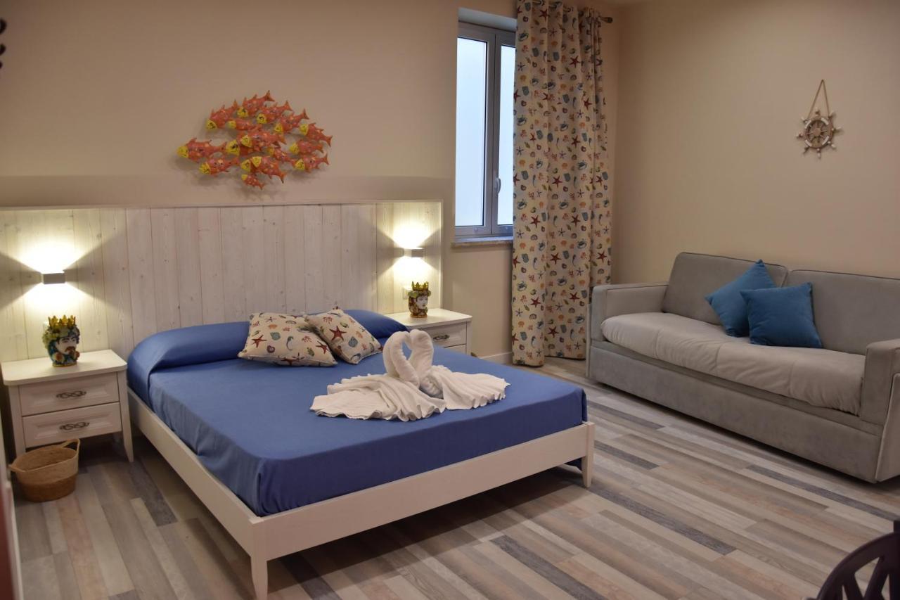 B&B Marina Blu Джардіні-Наксос Екстер'єр фото